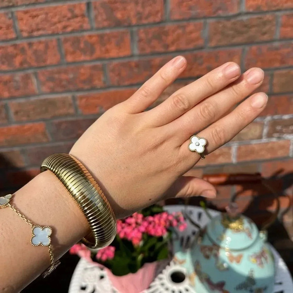 Anthropologie Gold Stainless Steel Waterproof Tarnish Snake Chain Bracelet - Picture 8 of 15